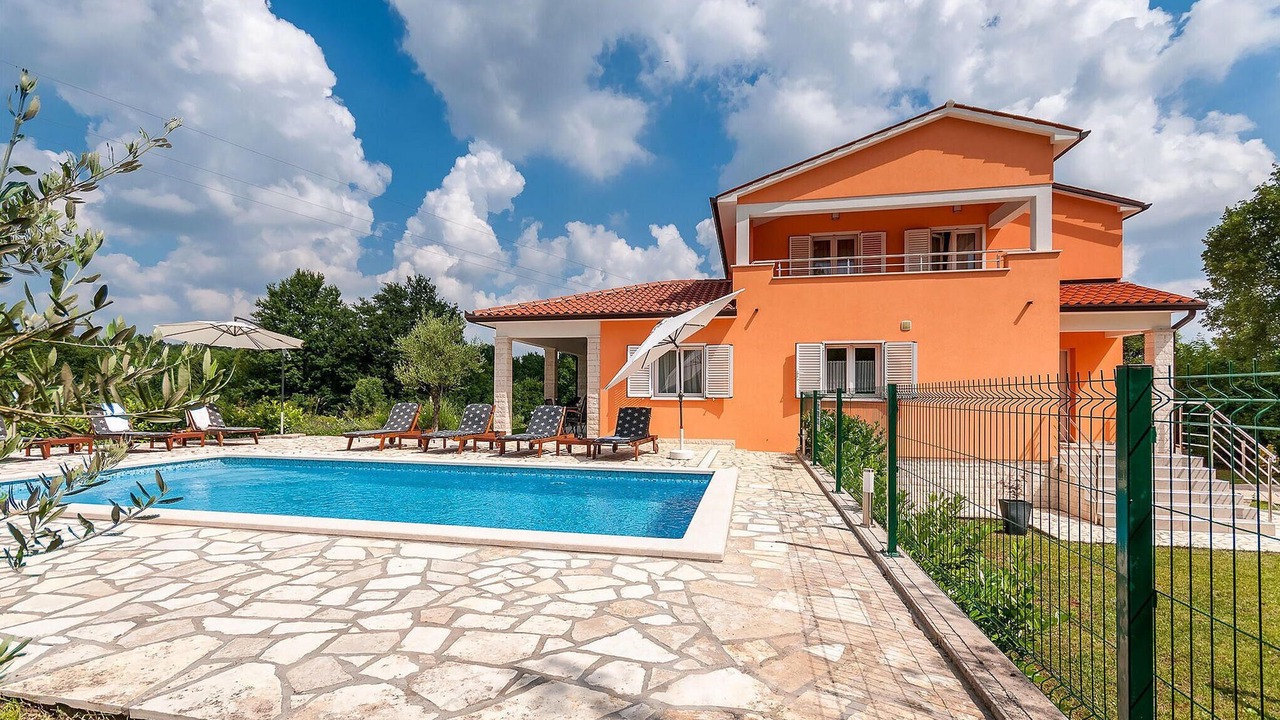Photo of Outdoor in Topid