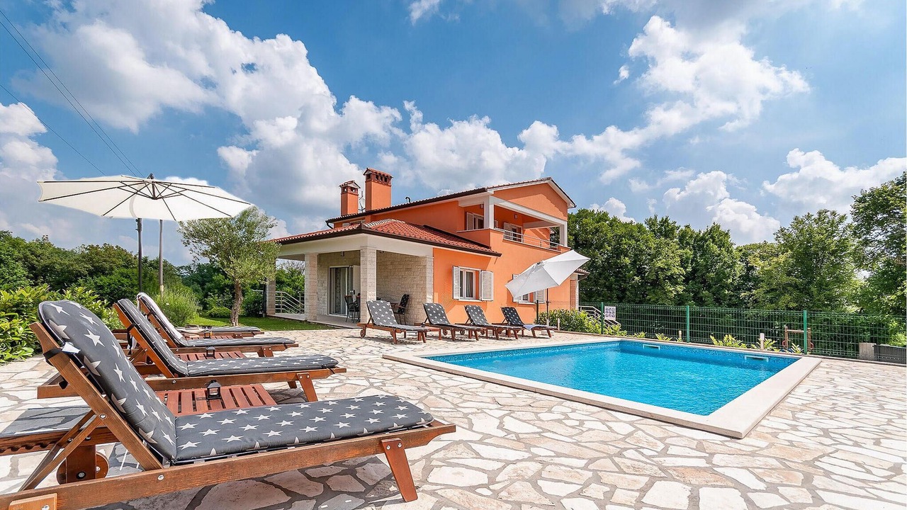 Photo of Outdoor in Topid