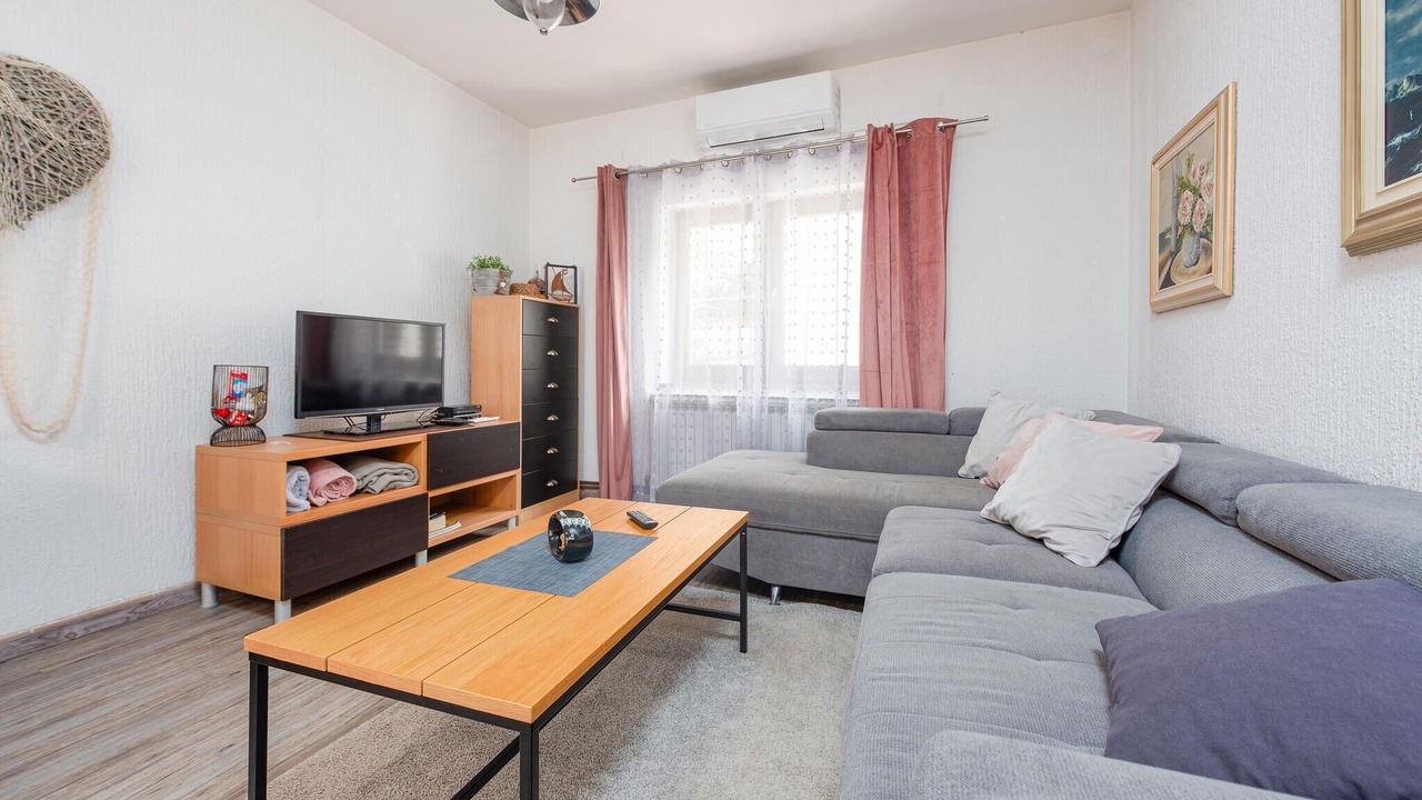 Photo of Bedroom in Povljana