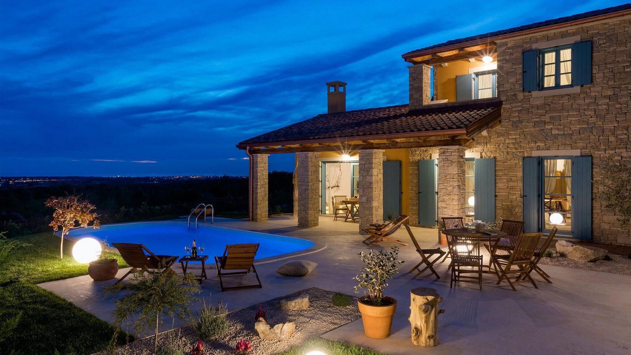 Photo of Outdoor in Vardica