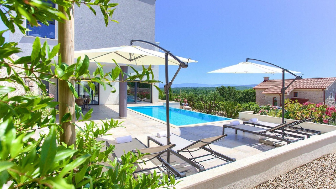 Photo of Outdoor in Salatic