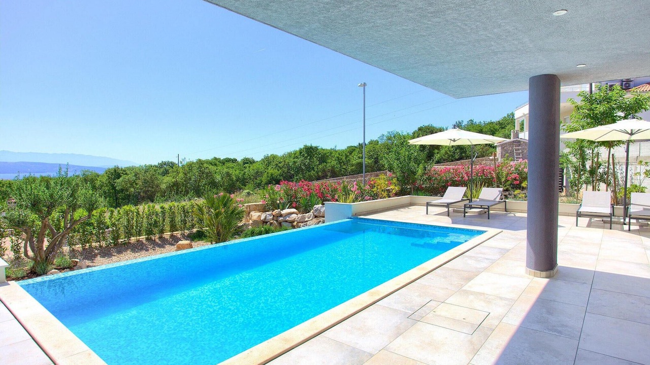 Photo of Outdoor in Salatic