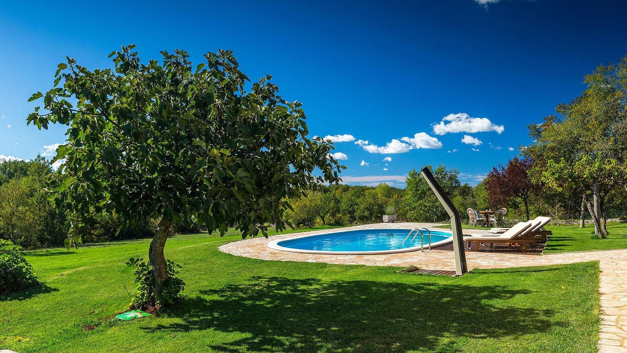 Photo of Outdoor in Laginji