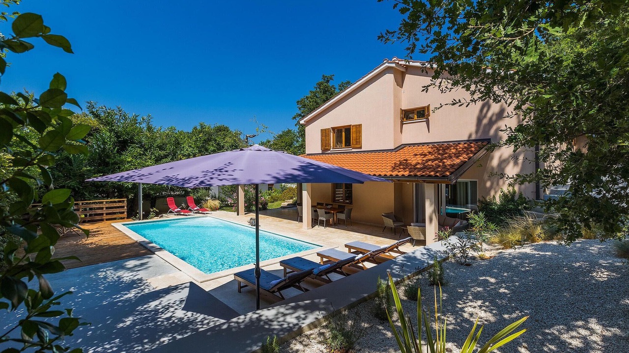 Photo of Outdoor in Heki