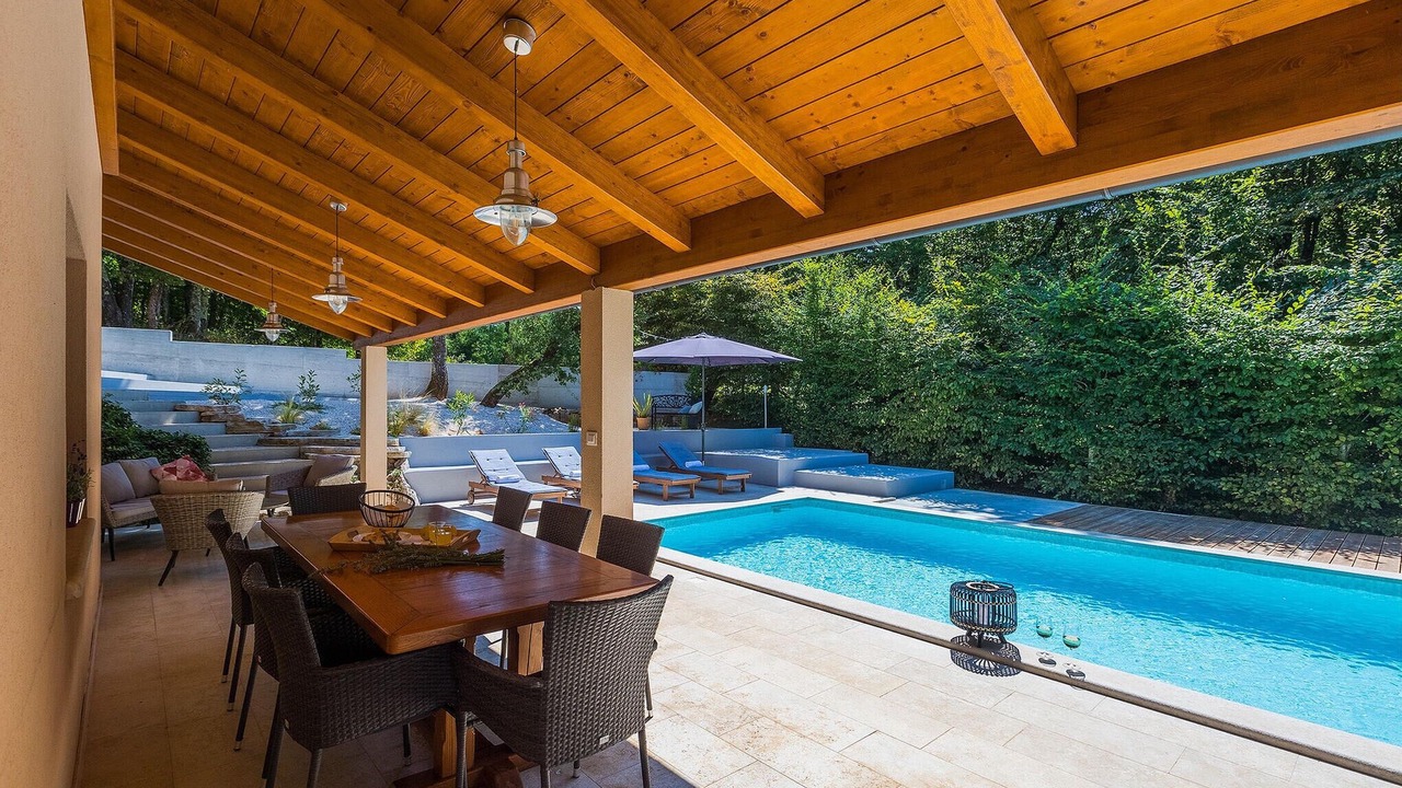 Photo of Outdoor in Heki