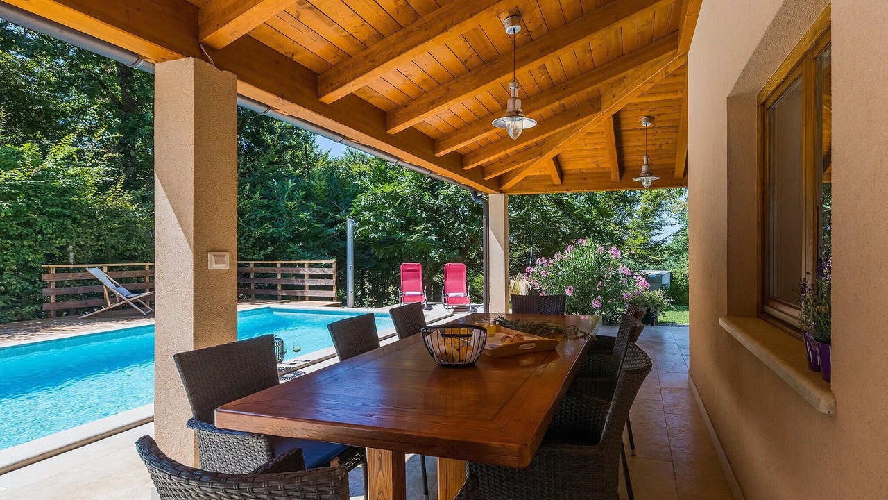 Photo of Outdoor in Heki