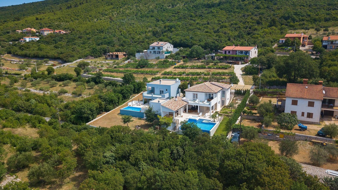 Photo of Others in Viskovici