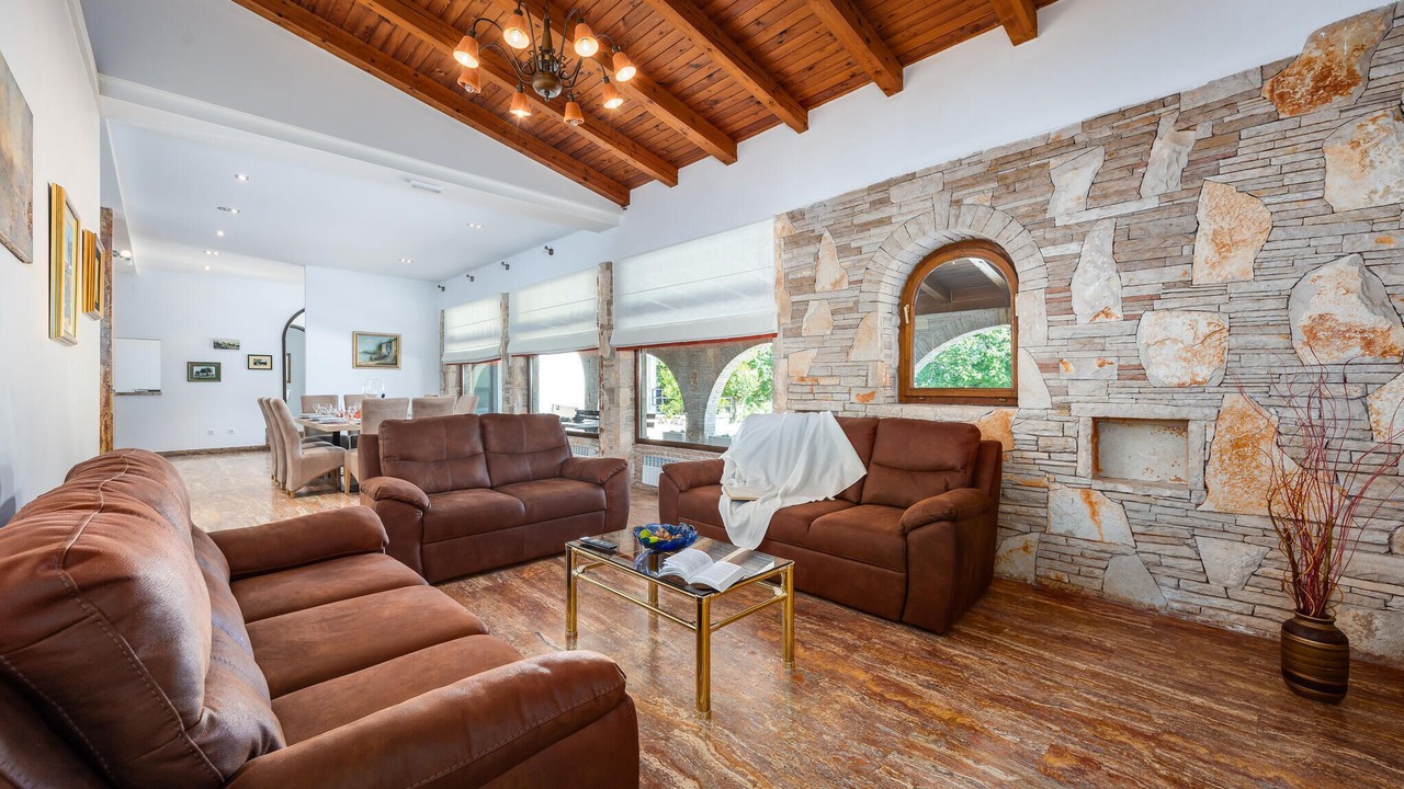 Photo of Bedroom in Tinjan