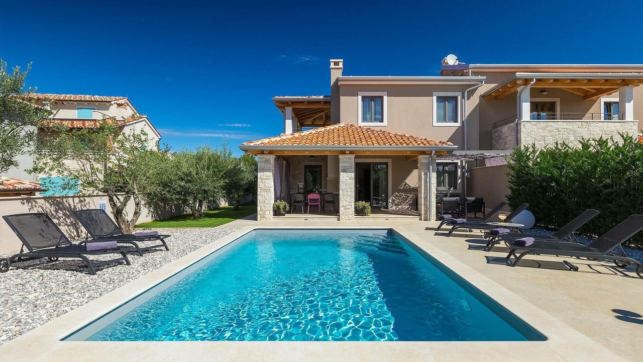 Photo of Outdoor in Vabriga
