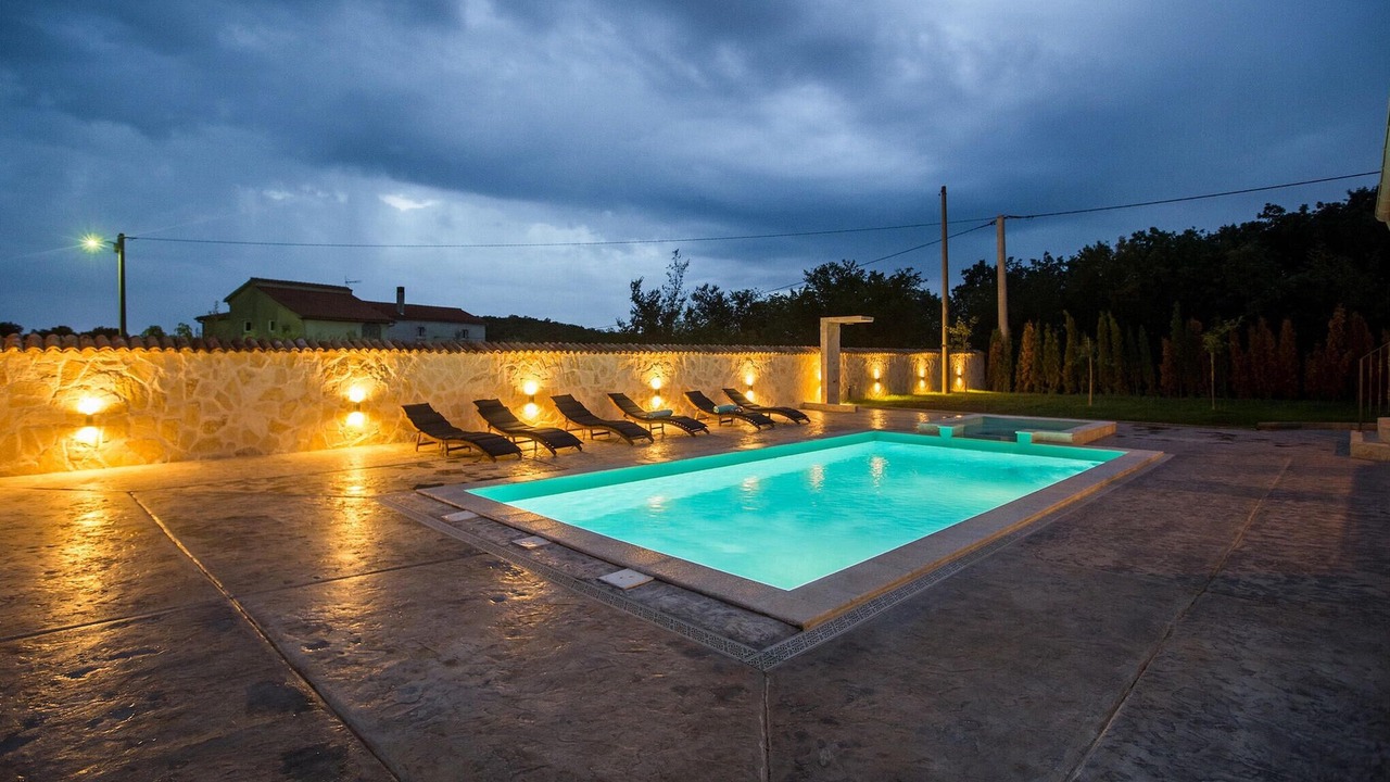 Photo of Outdoor in Vrvari