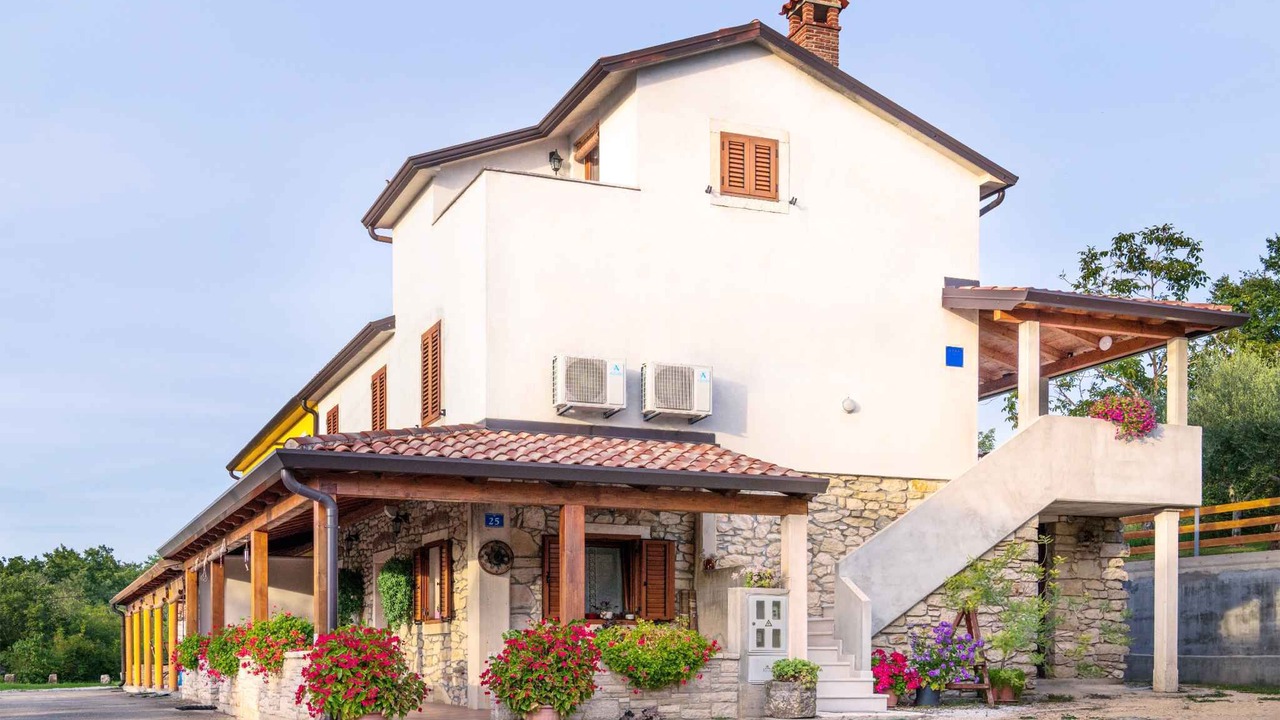 Photo of Outdoor in Vardica