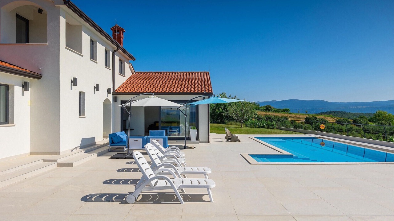 Photo of Outdoor in Vrh