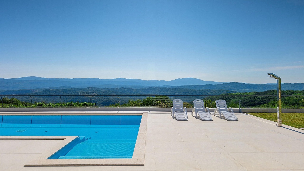 Photo of Outdoor in Vrh