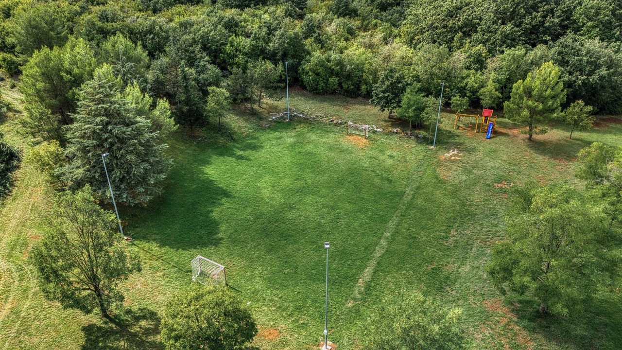 Photo of Outdoor in Muzini