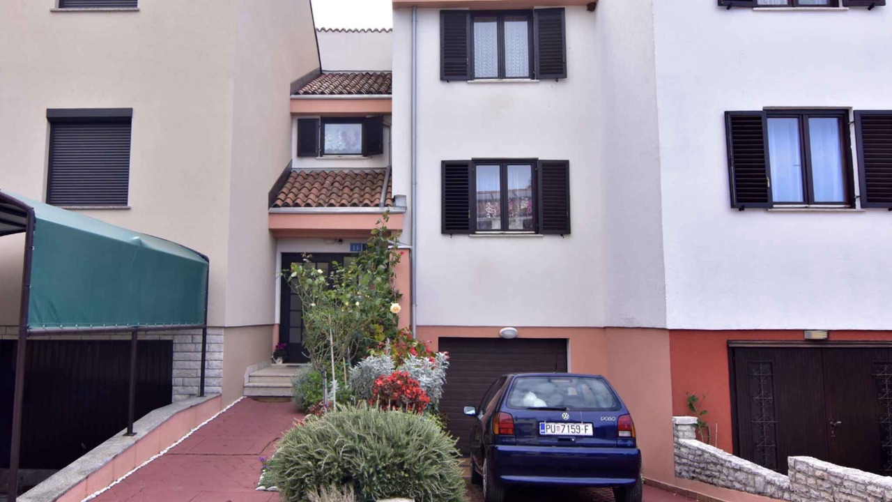 Photo of Outdoor in Murine