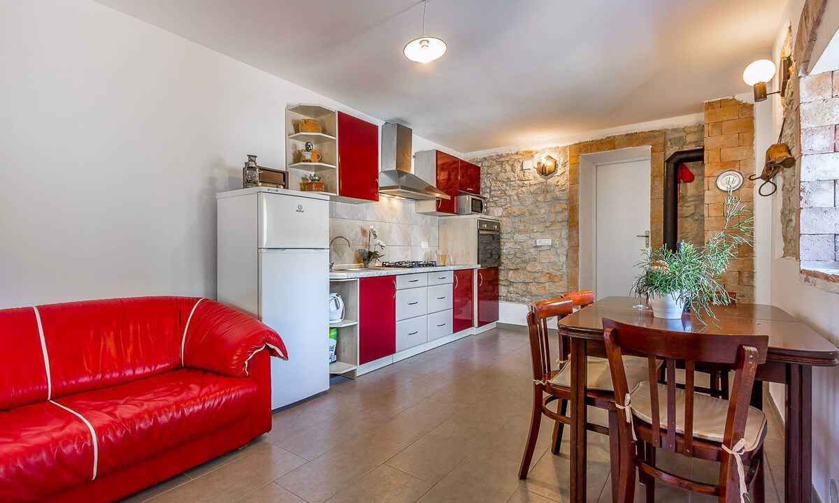 Photo of Others in Peresiji