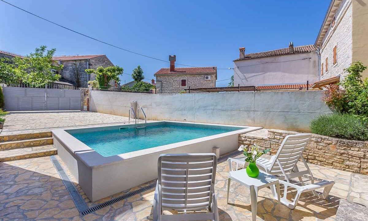 Photo of Outdoor in Peresiji