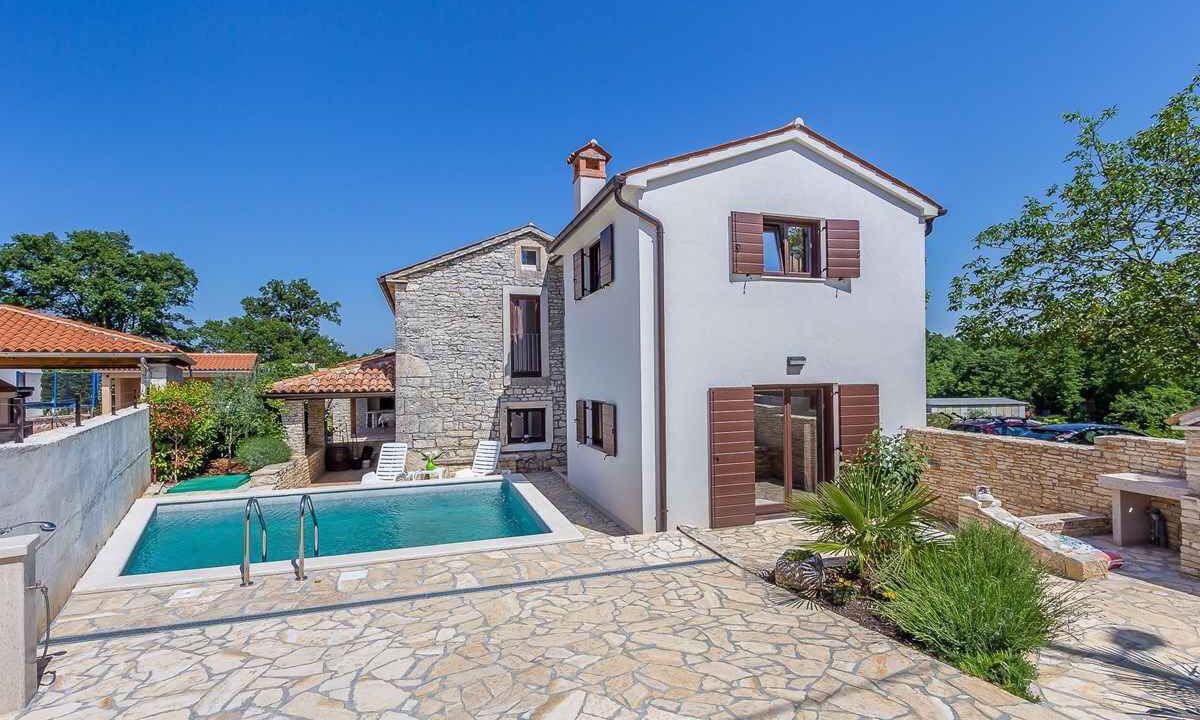 Photo of Outdoor in Peresiji