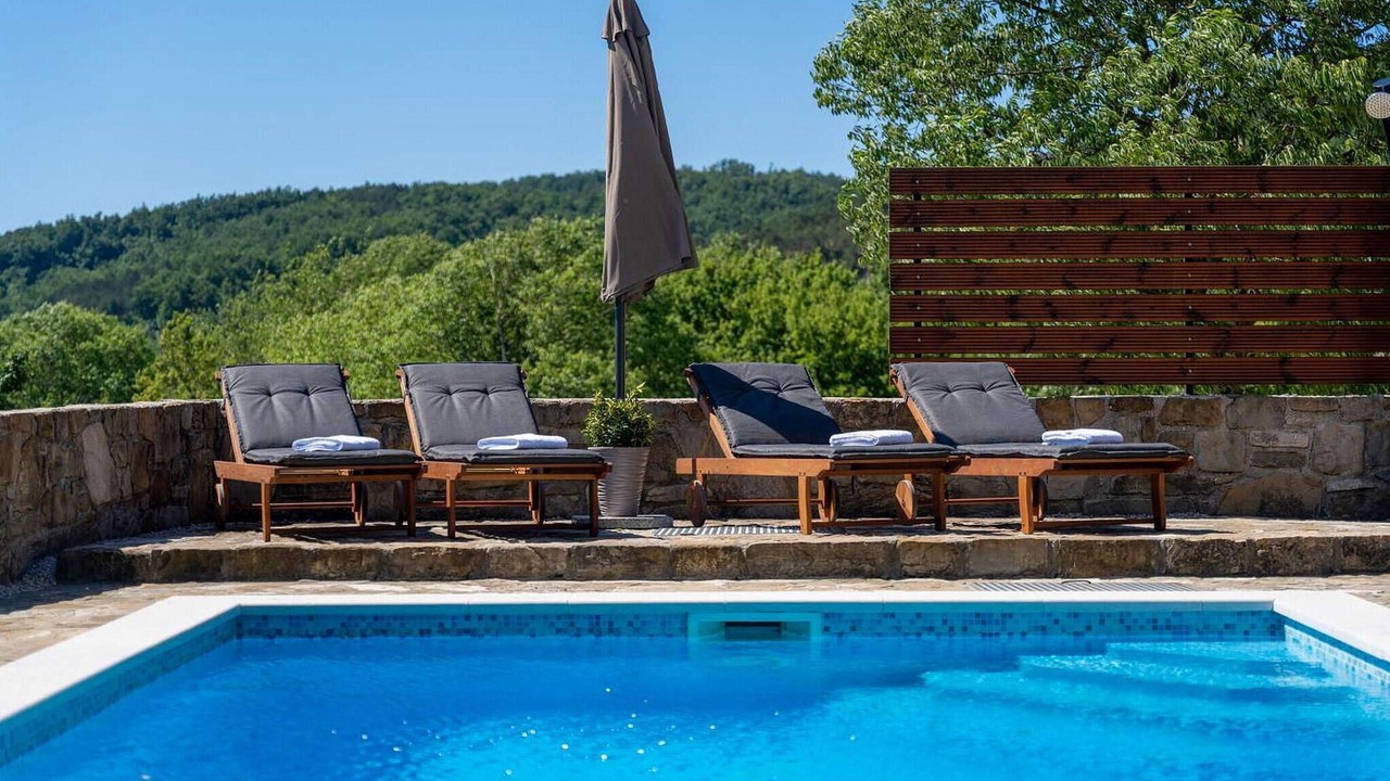 Photo of Outdoor in Pican