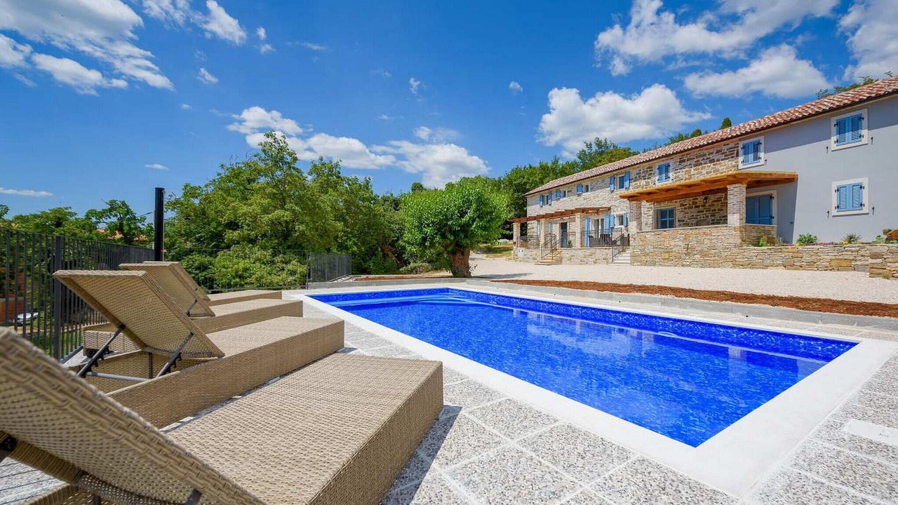 Photo of Outdoor in Cepic