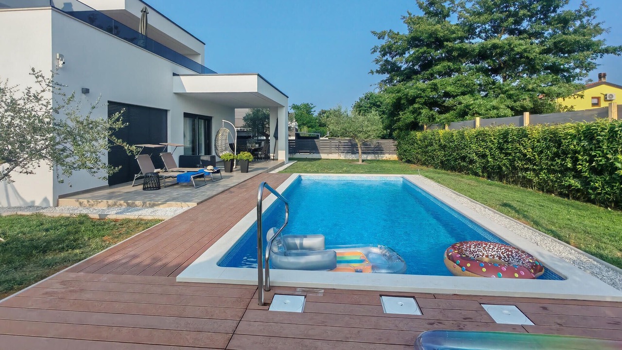 Photo of Outdoor in Vrvari