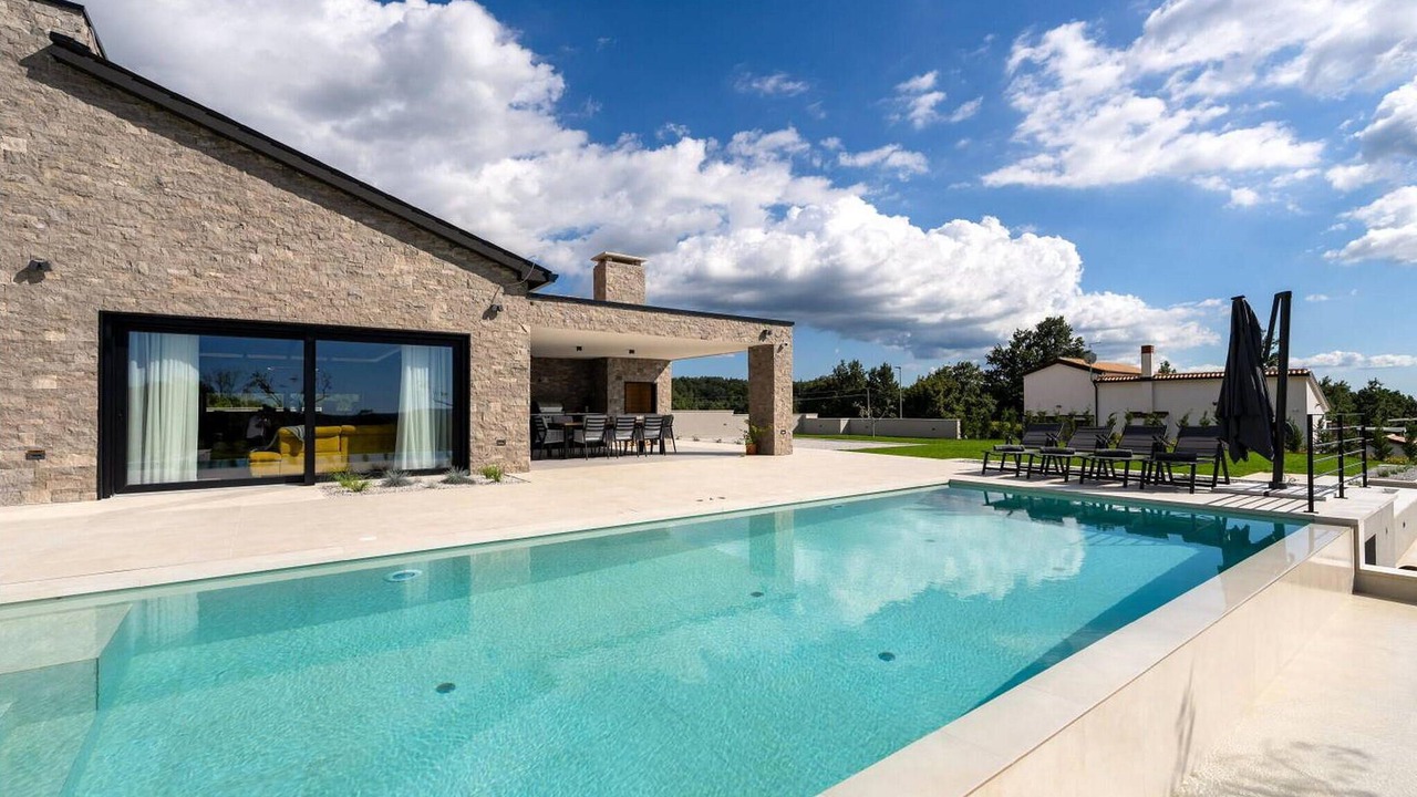 Photo of Outdoor in Gracisce