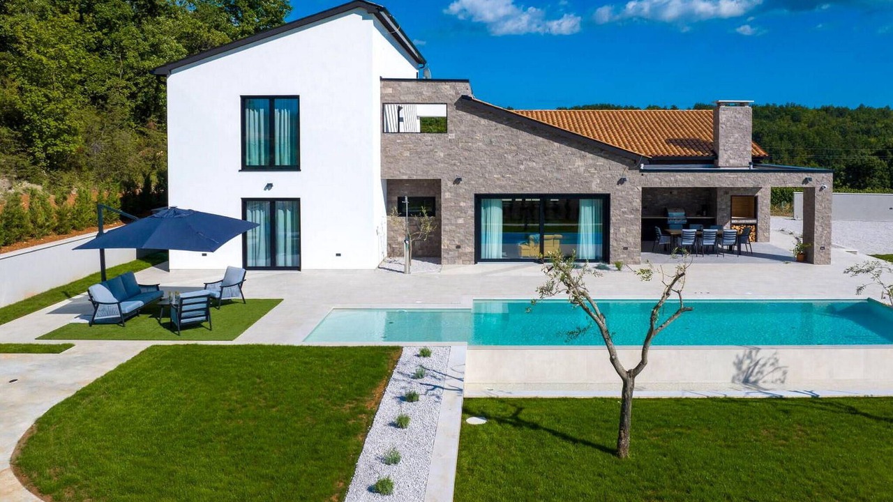 Photo of Outdoor in Gracisce