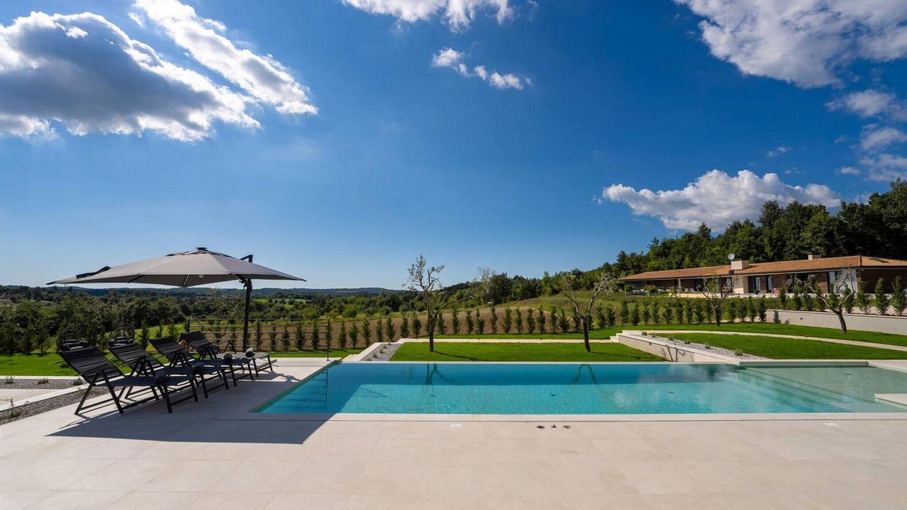 Photo of Outdoor in Gracisce