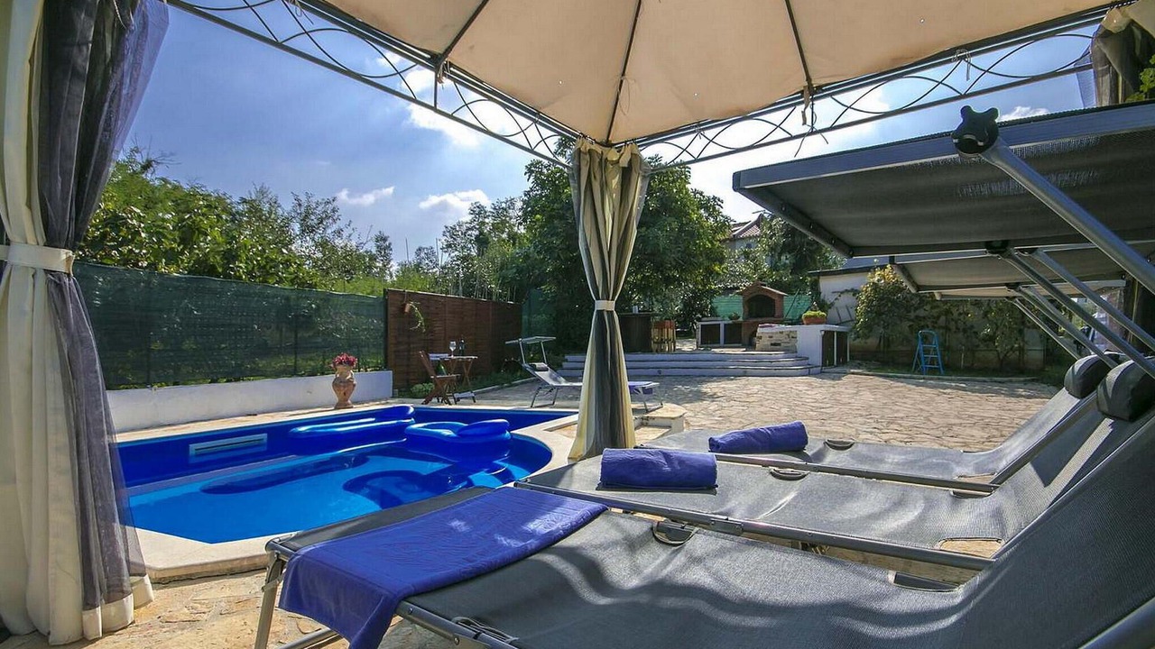 Photo of Outdoor in Materada