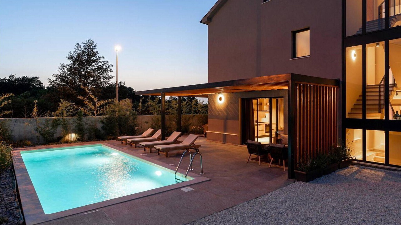 Photo of Outdoor in Cervar