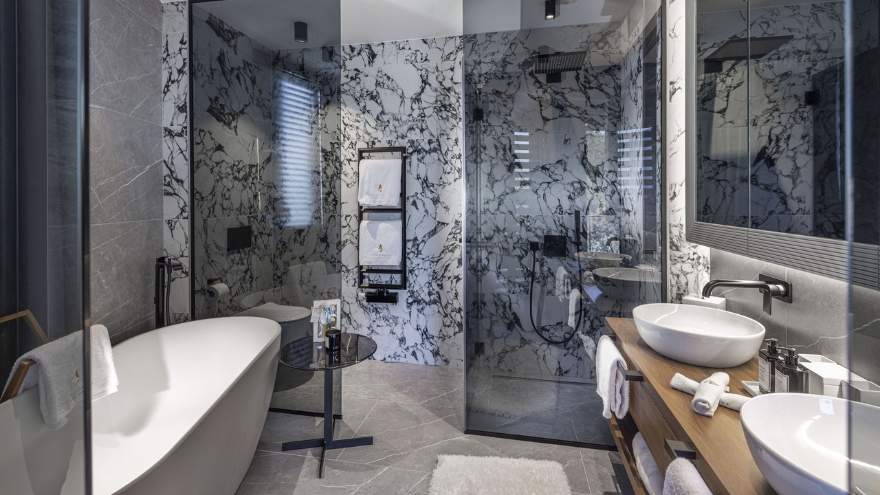 Photo of Bathroom in Cove Murtar