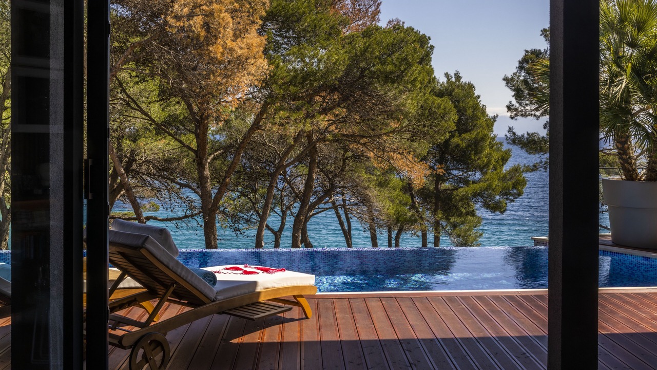 Photo of Outdoor in Cove Murtar