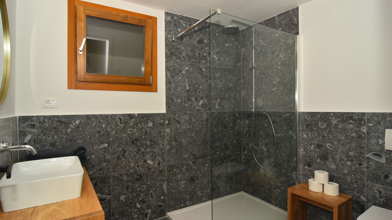 Photo of Bathroom in Dragove