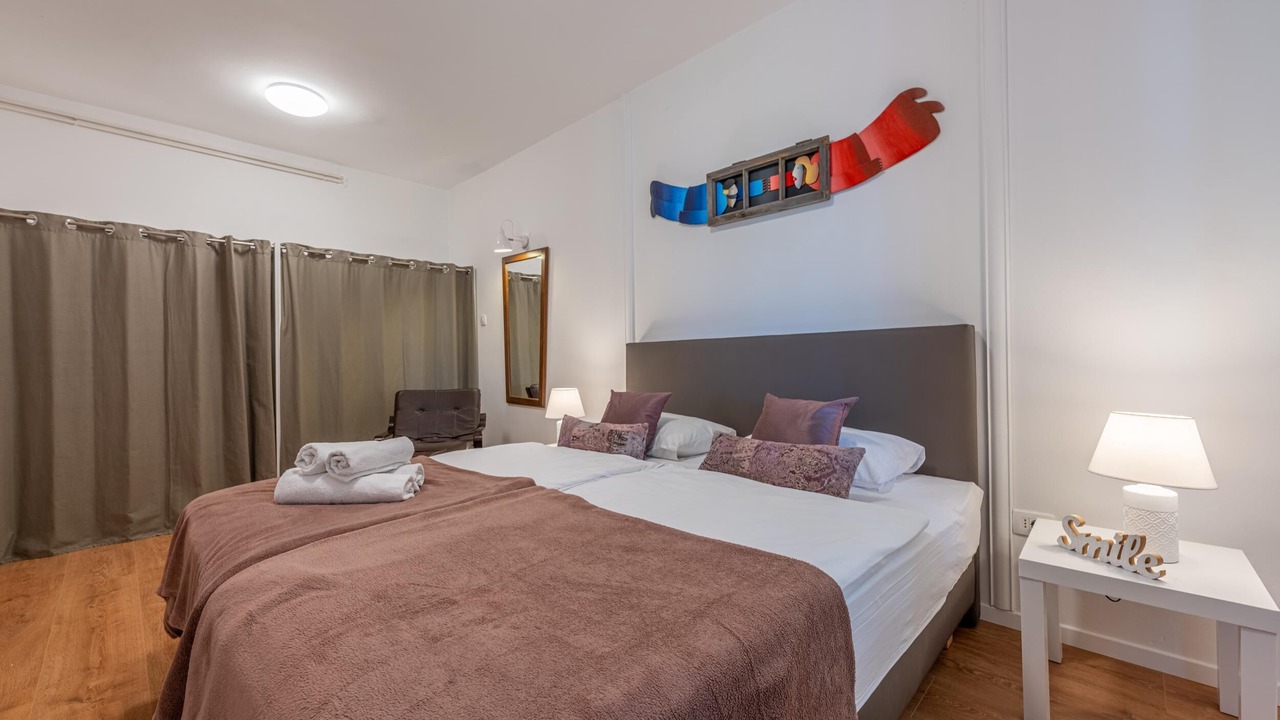 Photo of Bedroom in Sarsoni