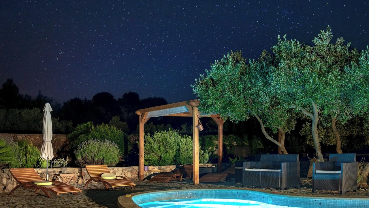 Photo of Outdoor in Cove Basina (Jelsa)