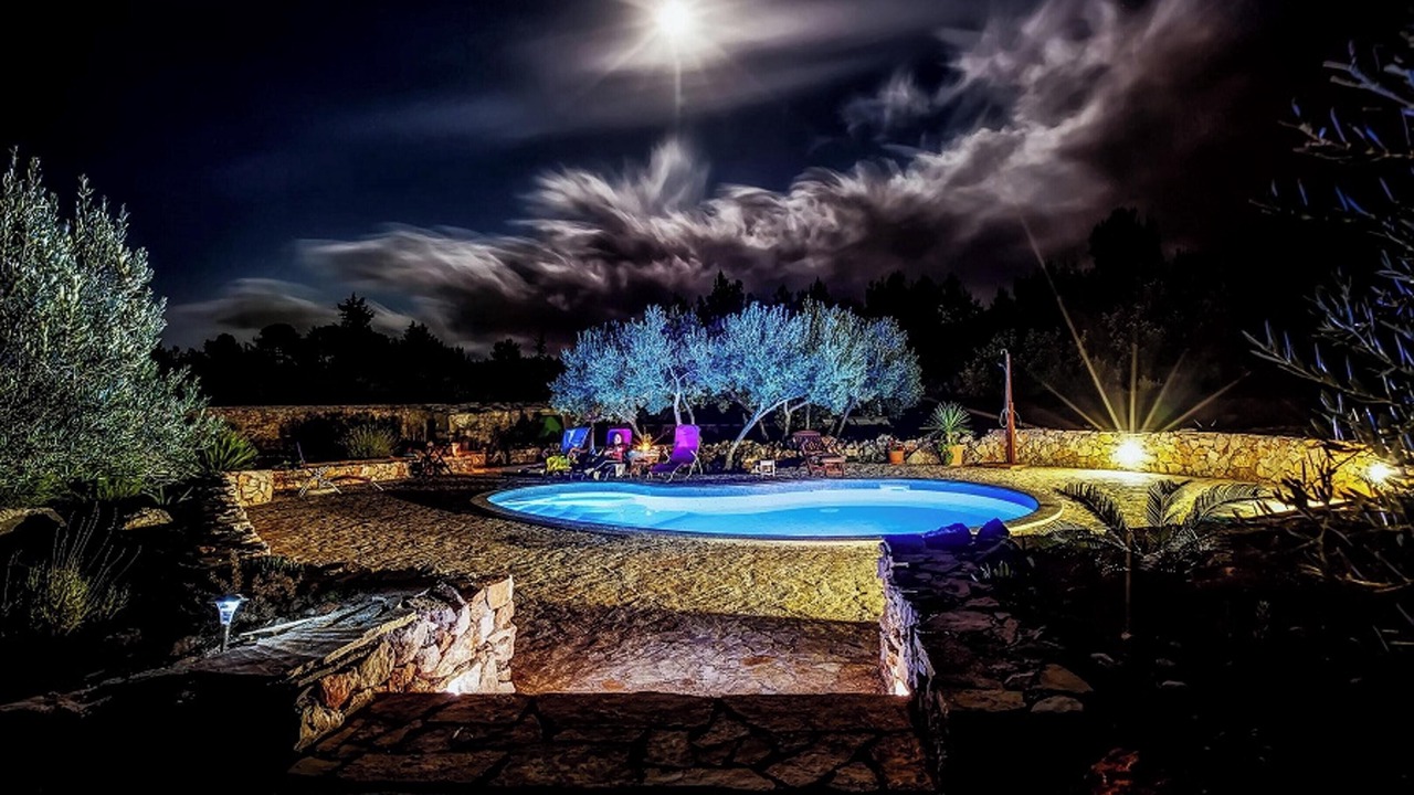 Photo of Outdoor in Cove Basina (Jelsa)