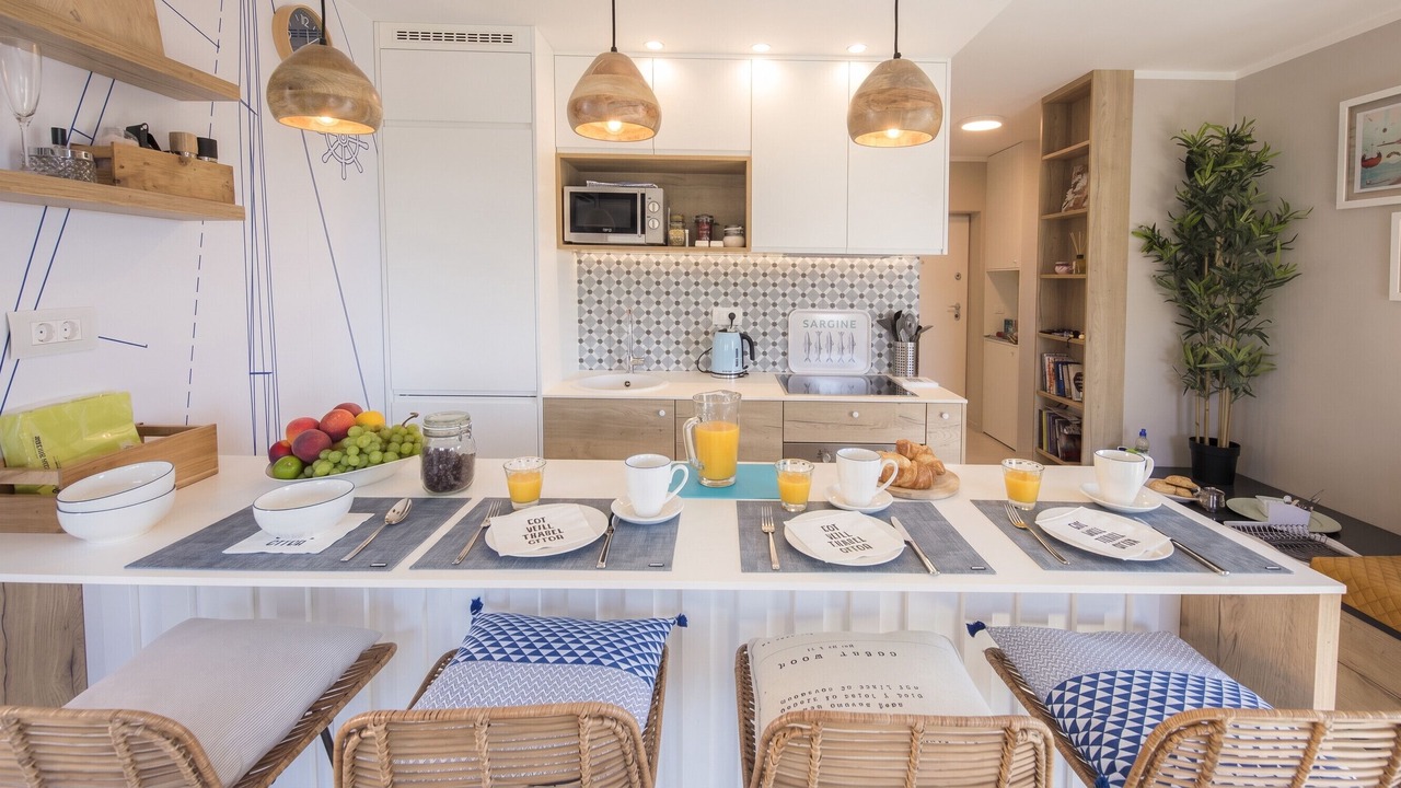 Photo of Livingroom in Cove Murtar
