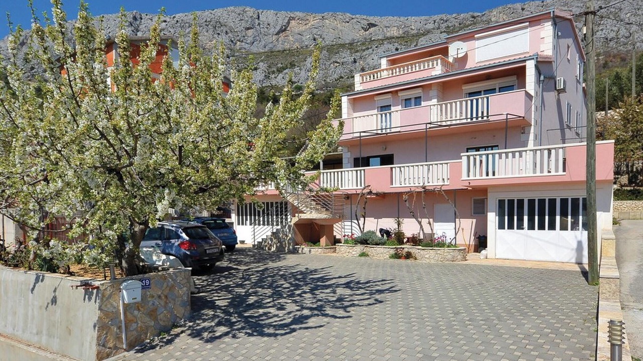 Photo of Others in Klis