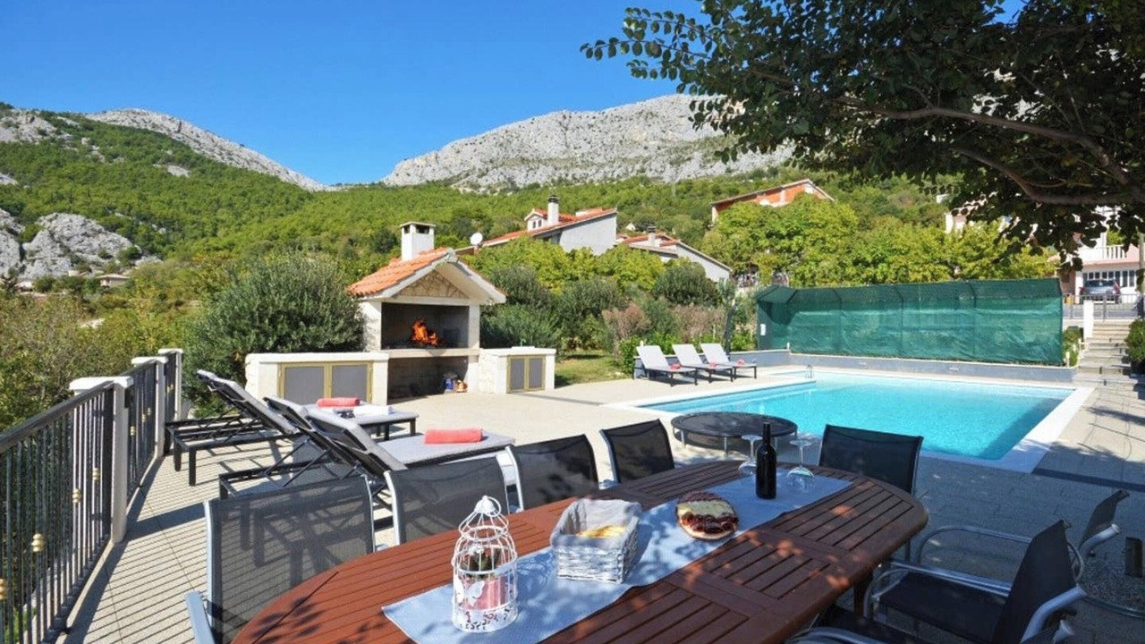 Photo of Outdoor in Klis