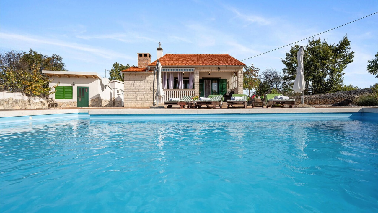 Photo of Outdoor in Bristane