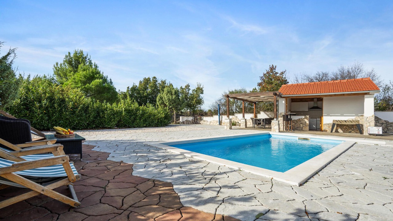 Photo of Outdoor in Bristane