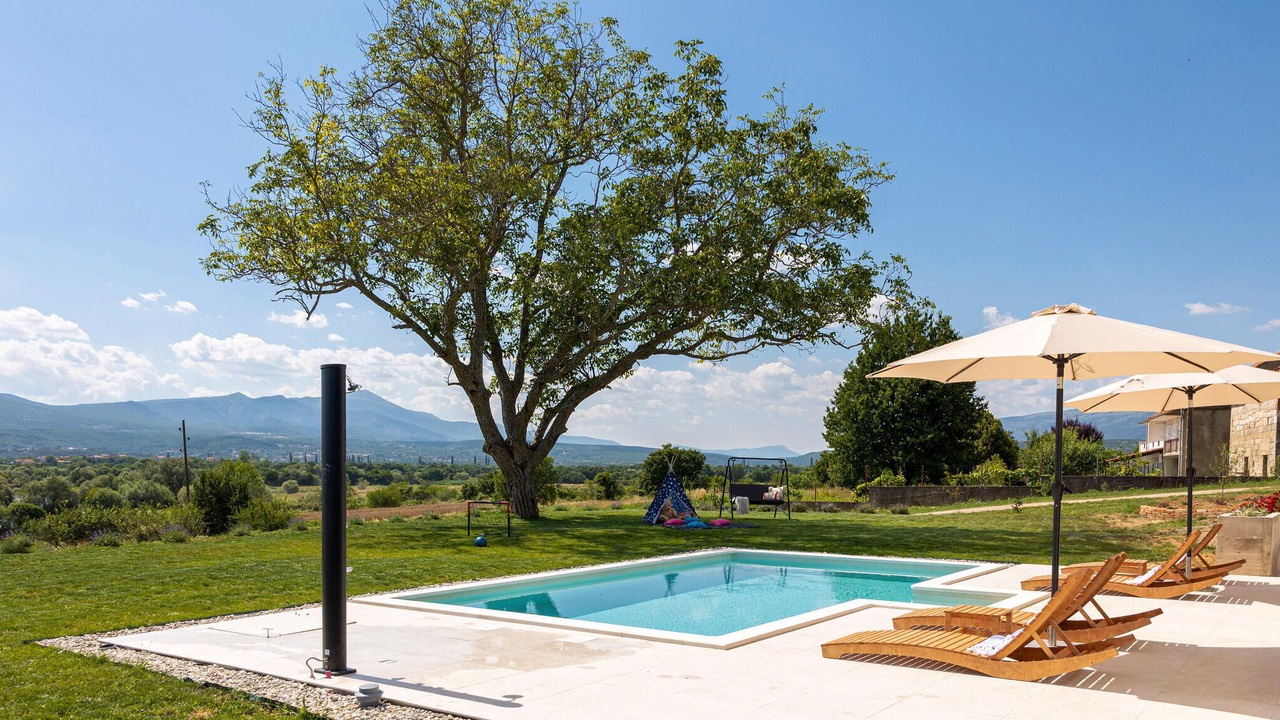 Photo of Outdoor in Citluk