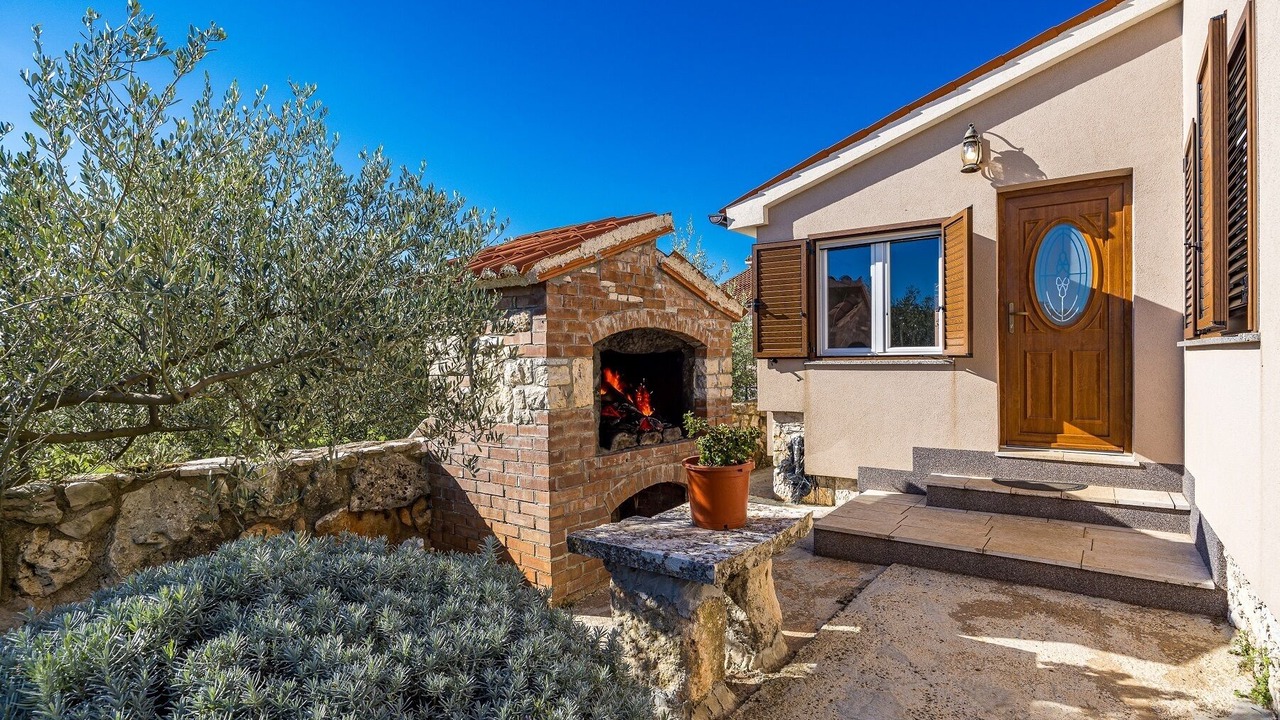 Photo of Patio Balcony in Grandici