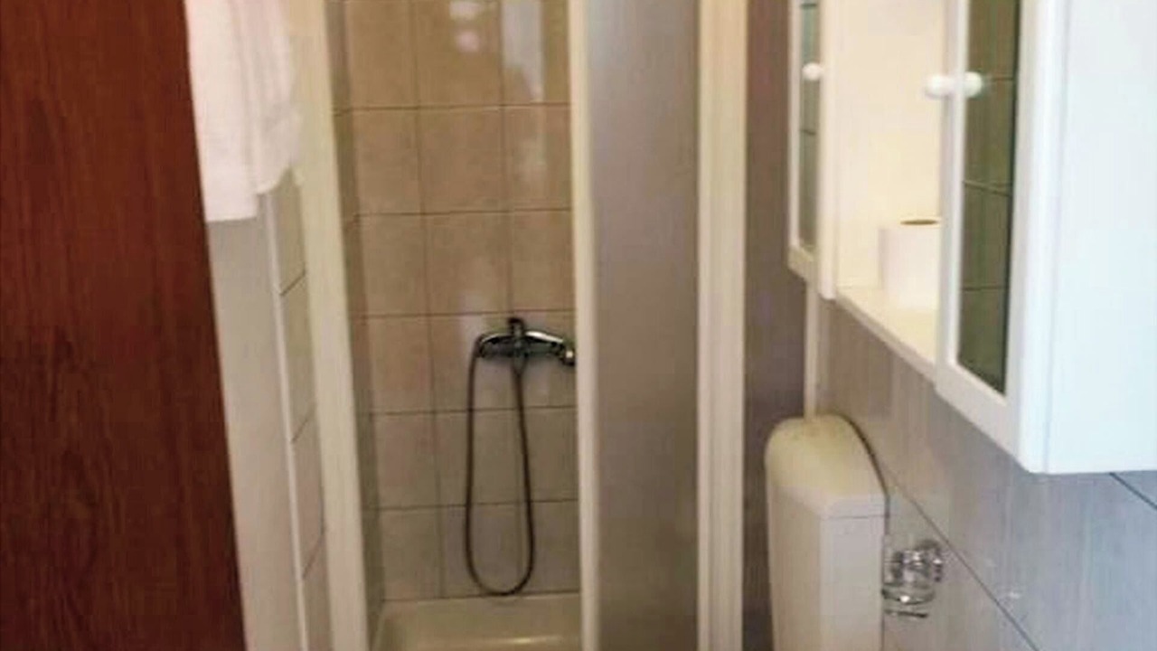 Photo of Bathroom in Vratarusa
