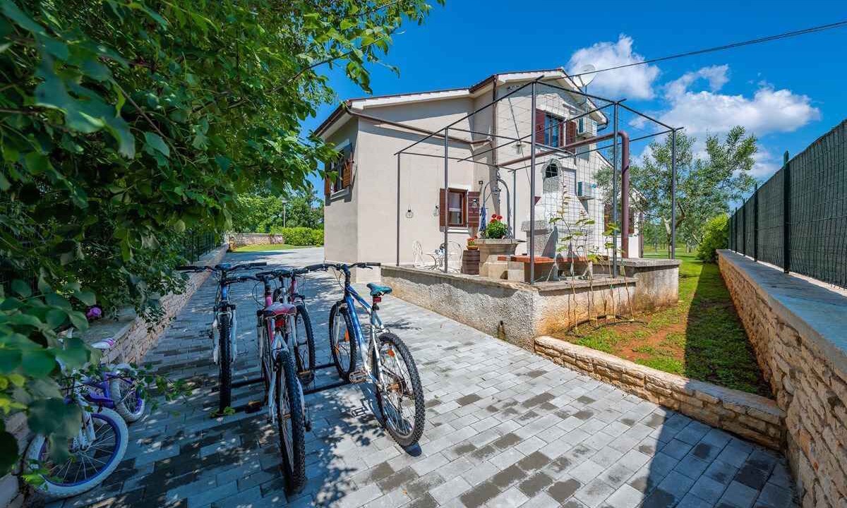 Photo of Outdoor in Marcana