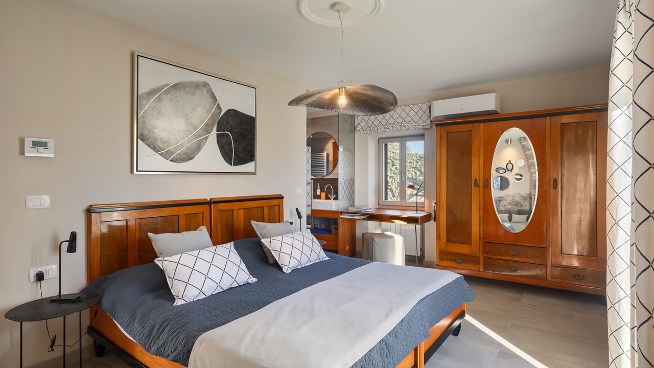 Photo of Bedroom in Filipini