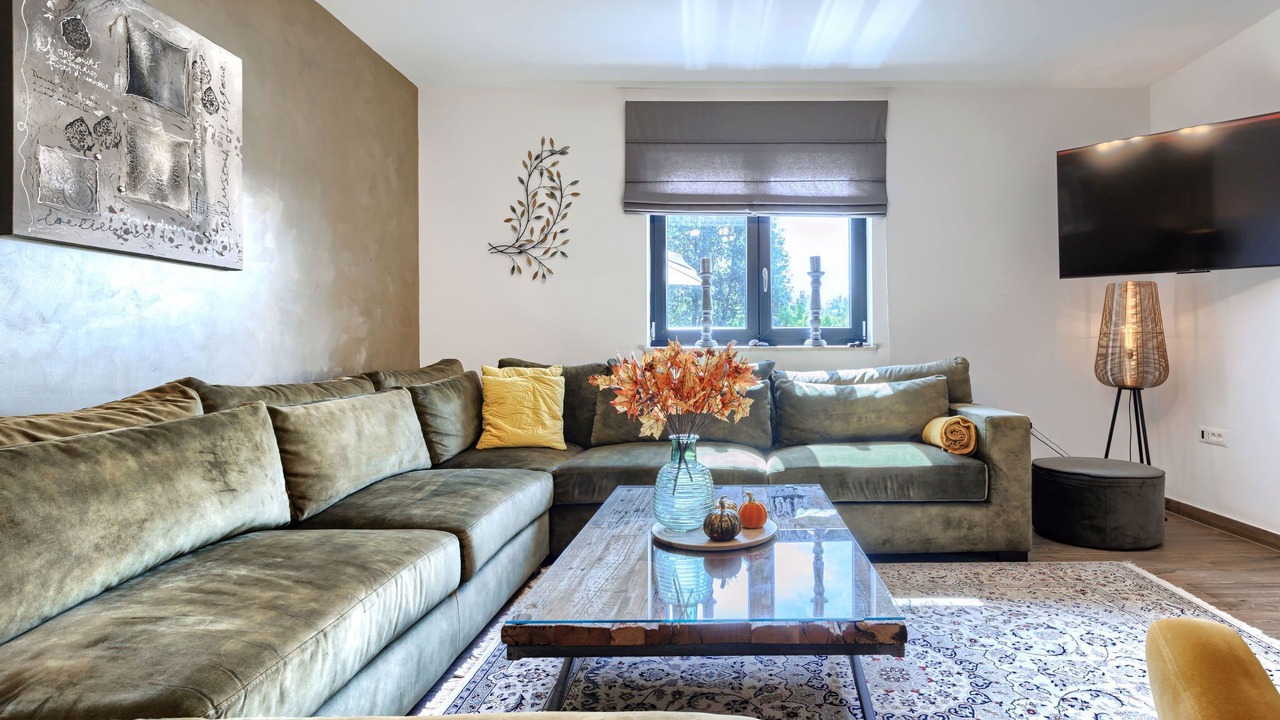 Photo of Livingroom in Topid