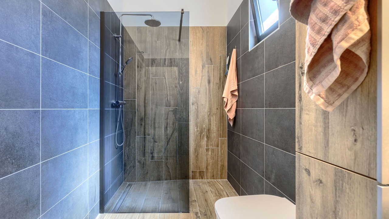 Photo of Bathroom in Topid