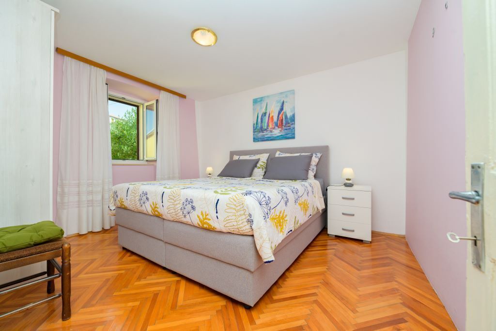 Photo of Bedroom in Ustrine