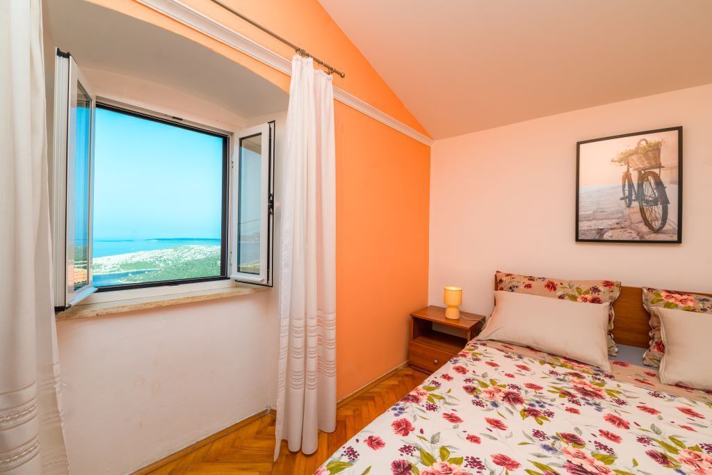 Photo of Bedroom in Ustrine